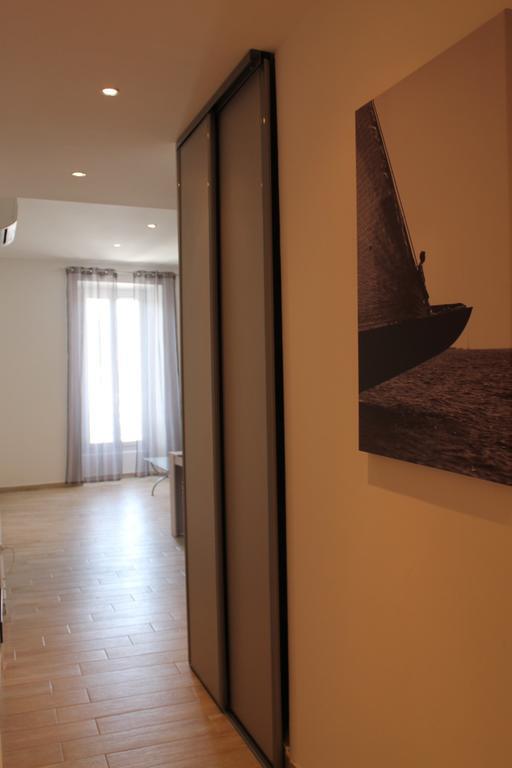 Les Appartements Du Port Бонифачо Екстериор снимка