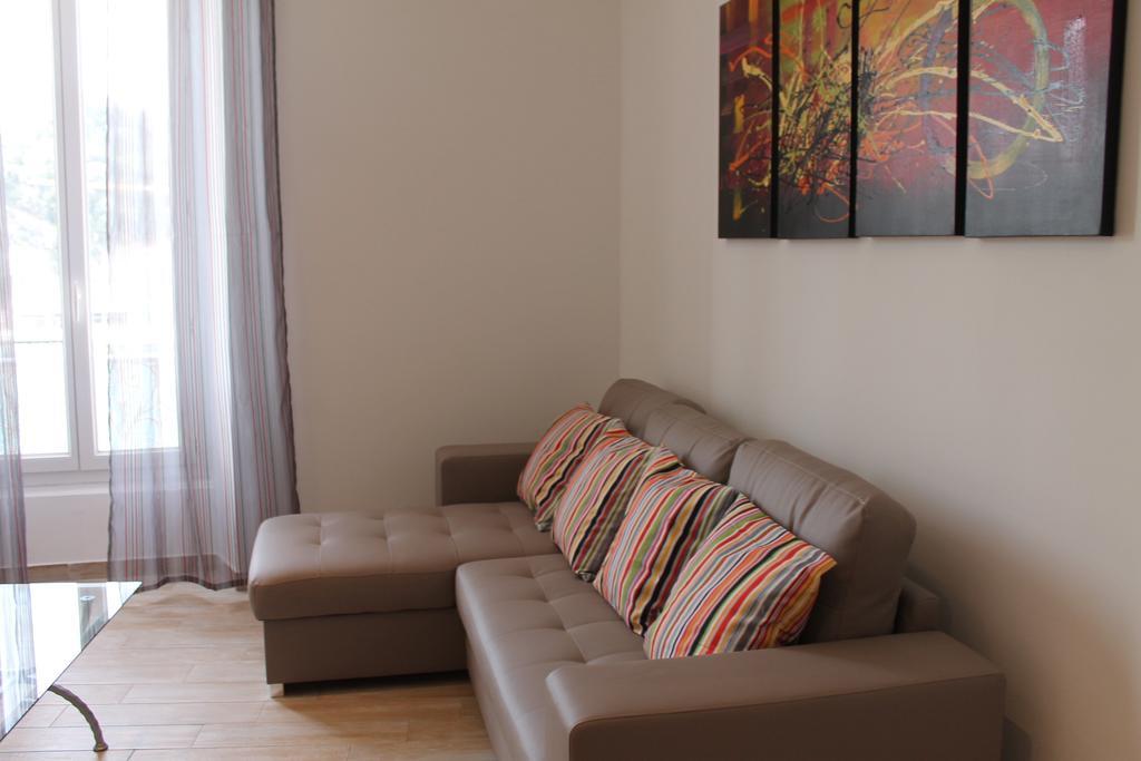 Les Appartements Du Port Бонифачо Екстериор снимка