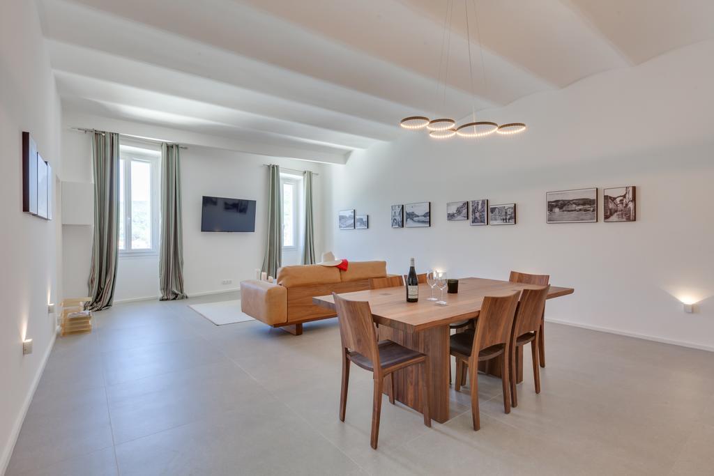 Les Appartements Du Port Бонифачо Екстериор снимка
