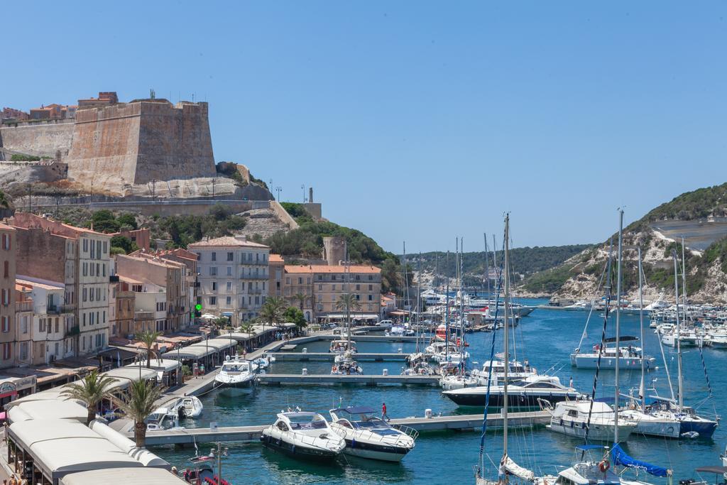 Les Appartements Du Port Бонифачо Екстериор снимка